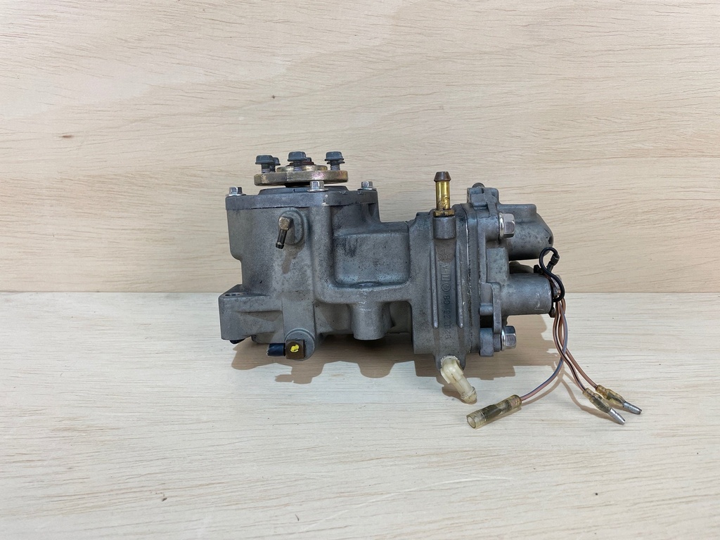 2006 Mercury Optimax 225HP Outboard Engine Air Compressor Assembly 828123T32