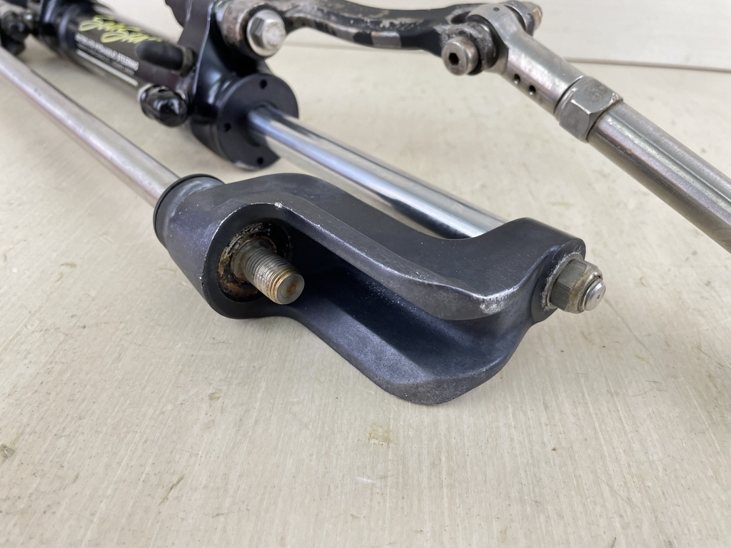 HC5345 SeaStar Front Mount Outboard Hydraulic Steering Cylinder Assembly