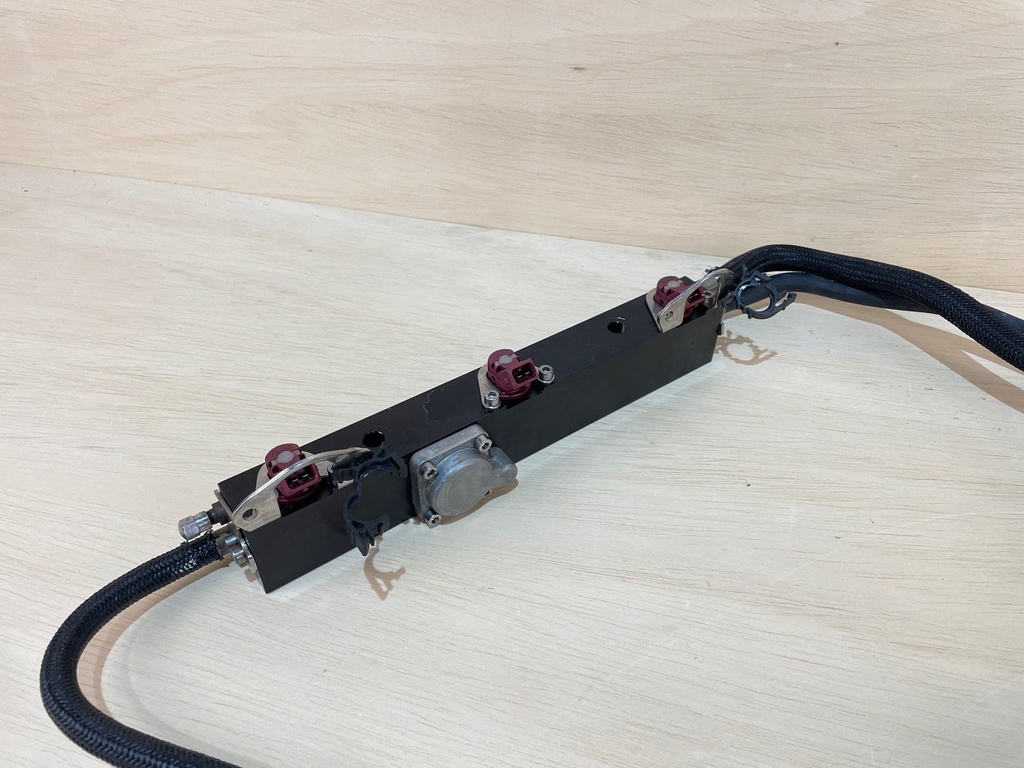 2006 Mercury Optimax 225HP Fuel Injectors With Fail Rails 804528