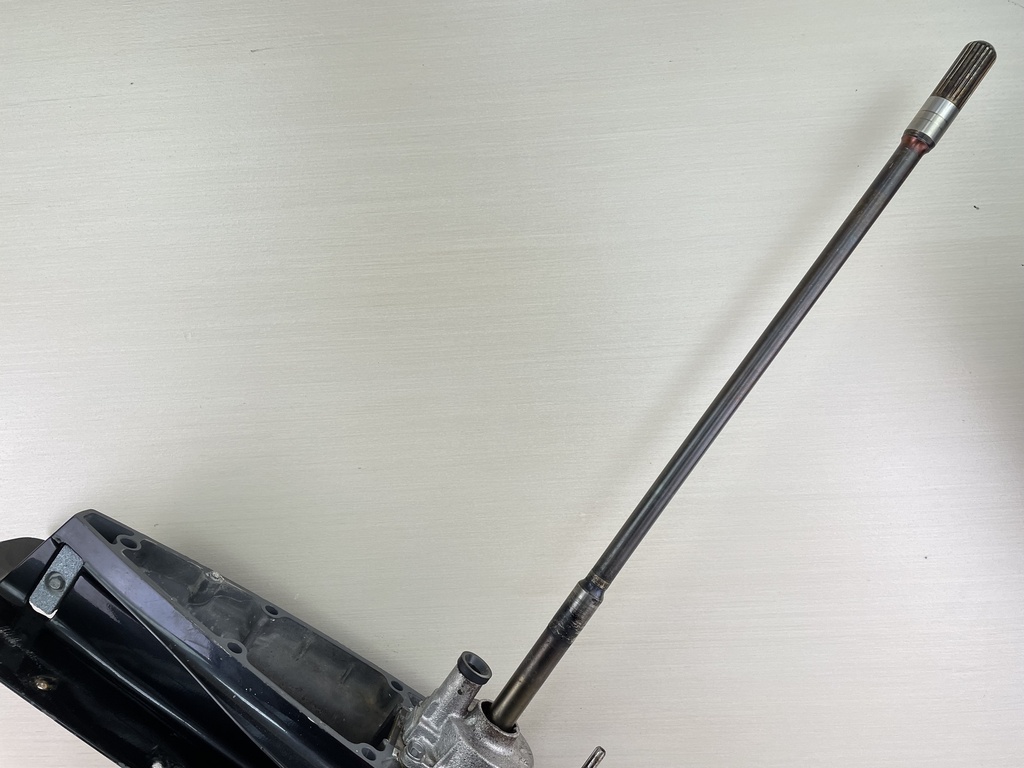 2003 Suzuki 140HP DF140 25" XL Lower Unit Gear Case Standard Rotation