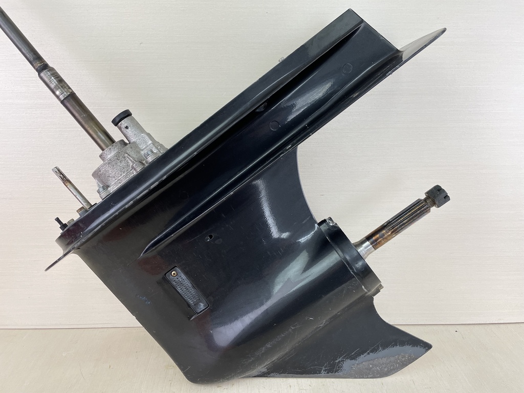 2003 Suzuki 140HP DF140 25" XL Lower Unit Gear Case Standard Rotation