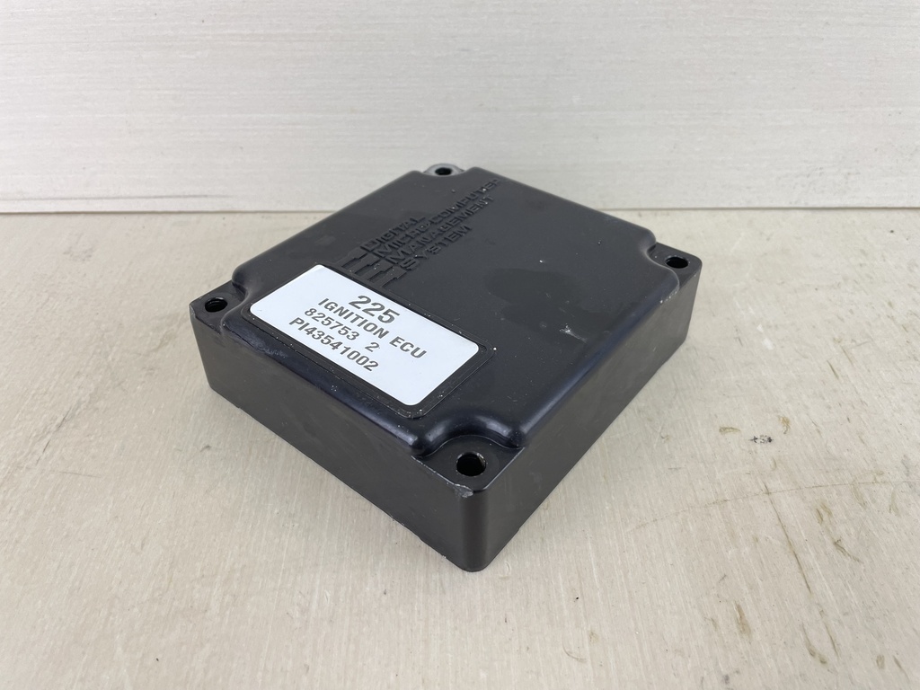 Mercury 225HP 2 Stroke 3.0L ECU Engine Control Unit 8257532 825753 2
