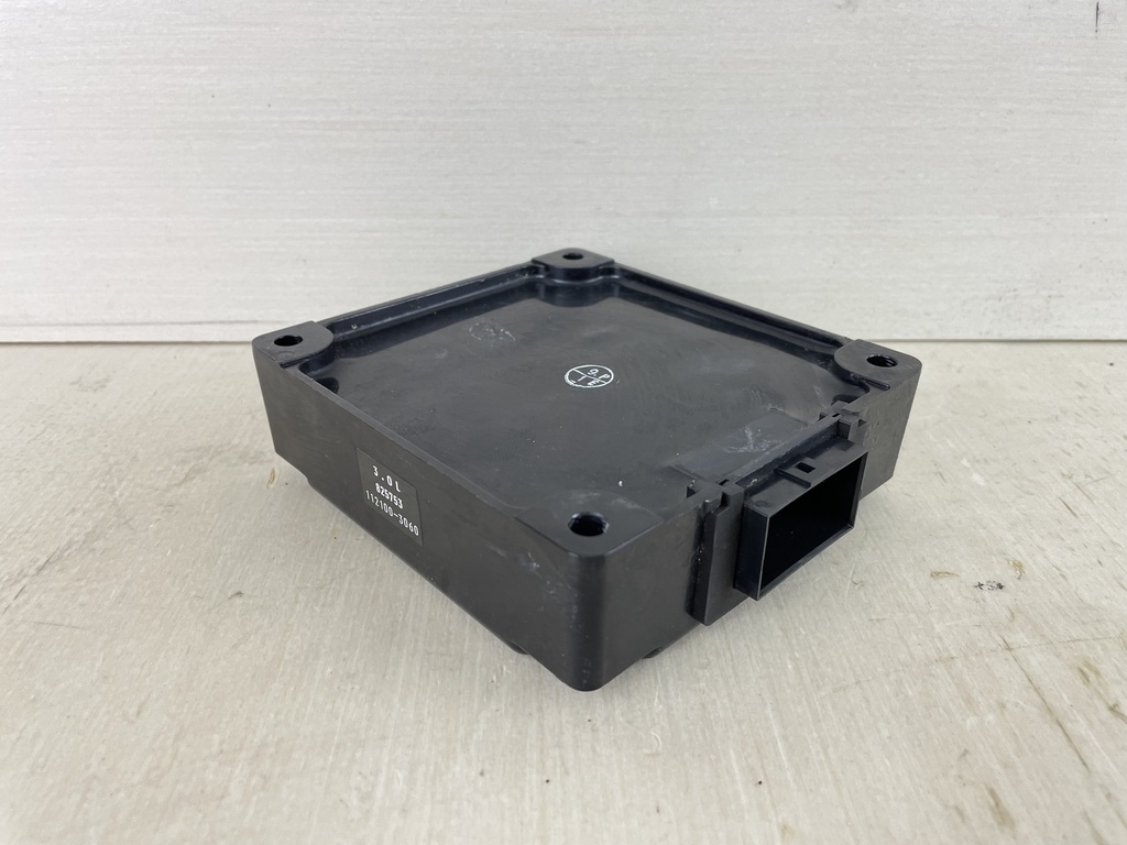 Mercury 225HP 2 Stroke 3.0L ECU Engine Control Unit 8257532 825753 2