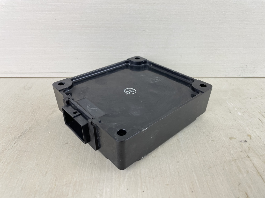 Mercury 225HP 2 Stroke 3.0L ECU Engine Control Unit 8257532 825753 2