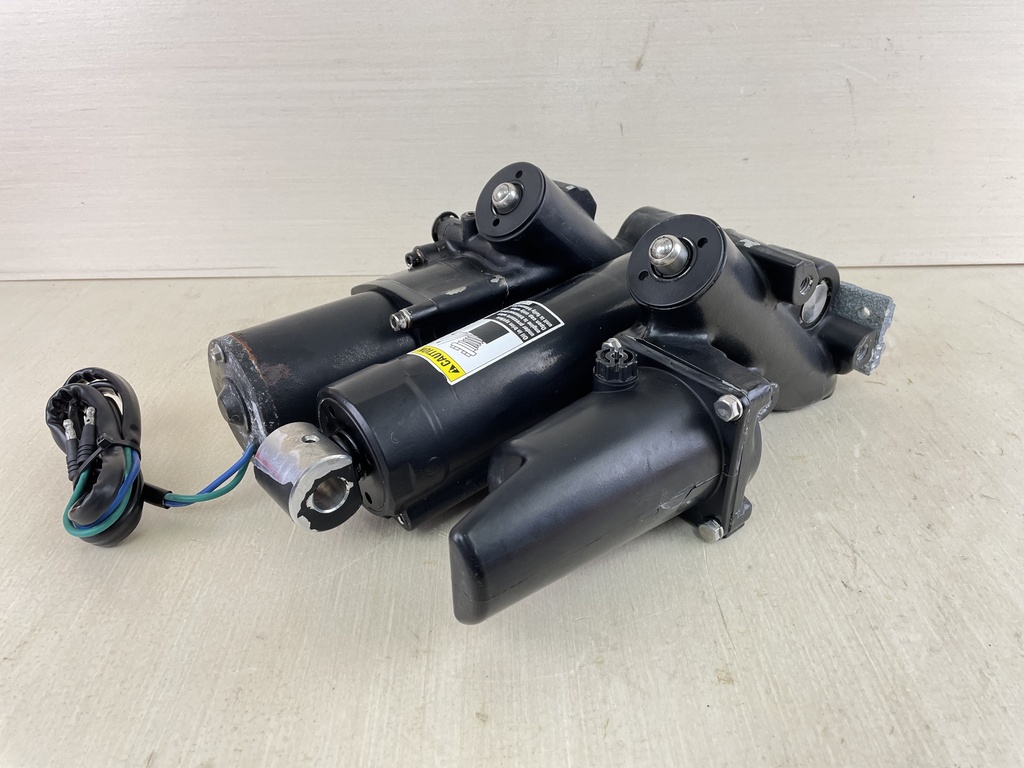 2003 Mercury 200HP Outboard Engine Power Trim / Tilt Unit 2 Wire 826729T2