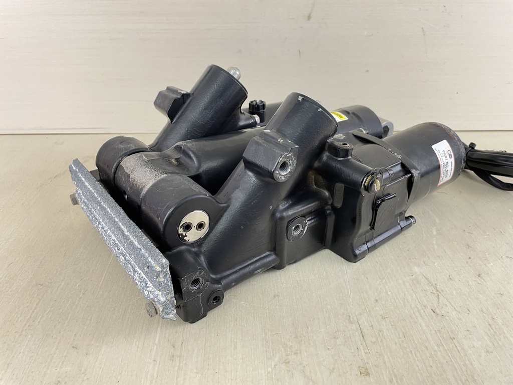 2003 Mercury 200HP Outboard Engine Power Trim / Tilt Unit 2 Wire 826729T2