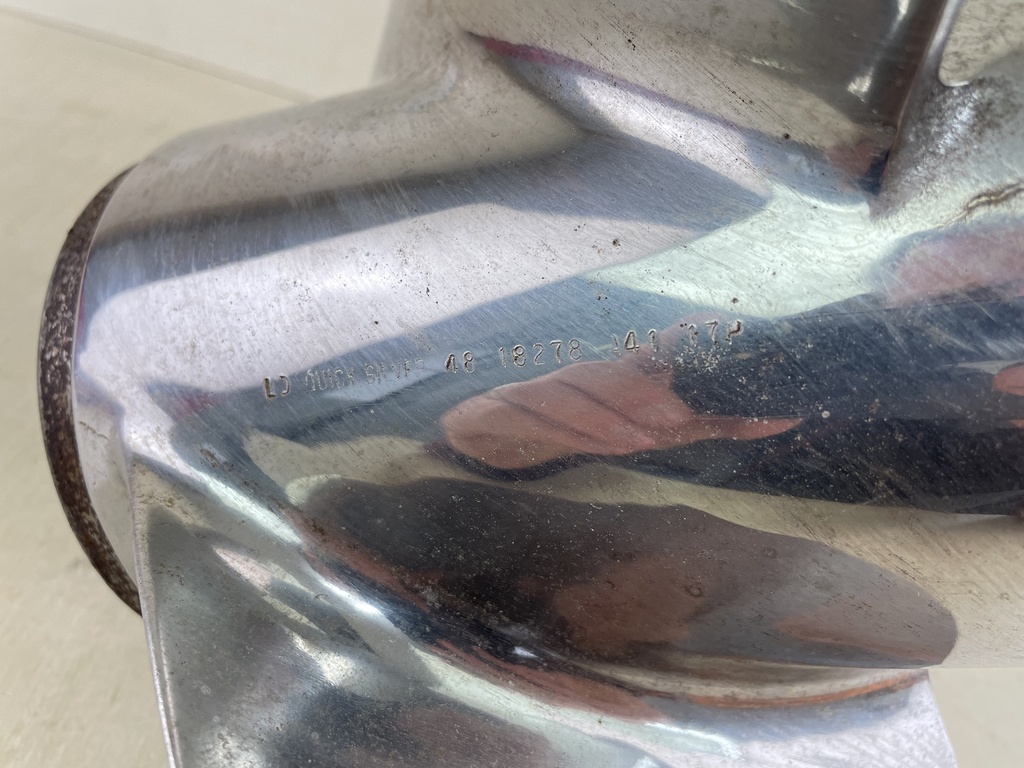 OEM Mercury Mirage Plus 17 Pitch 3 Blade Propeller 48-18278