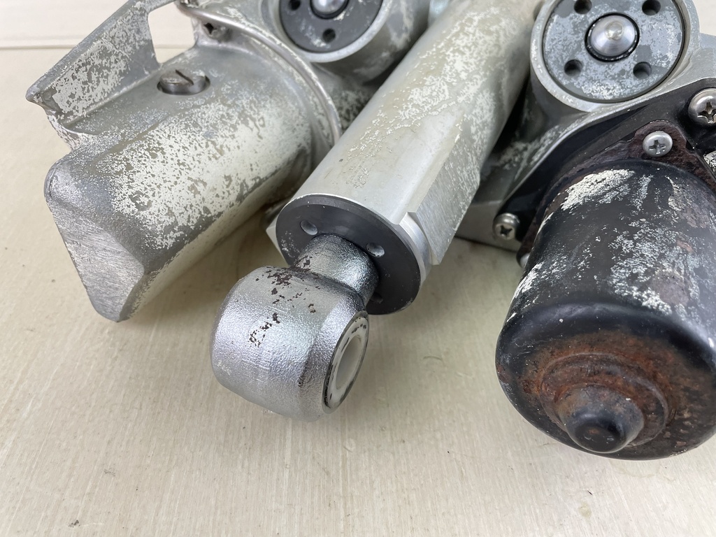 Evinrude Johnson 60 - 175HP 2 Stroke Outboard Power Trim Tilt Unit 0434803