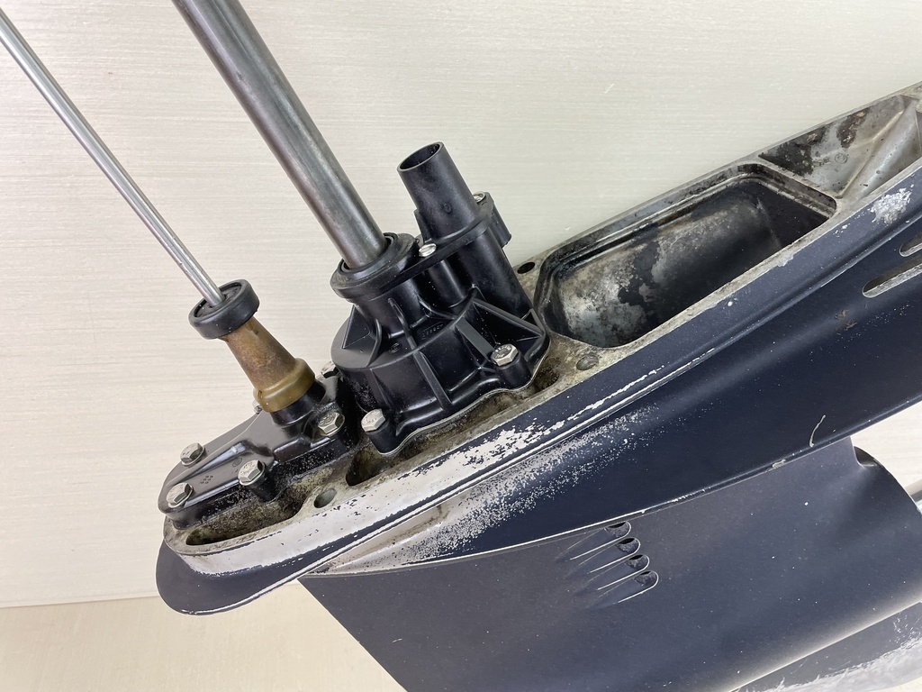 92 - 1998 Johnson Evinrude 85 88 90 100 112 115 HP 25" Lower Unit Gear Case  