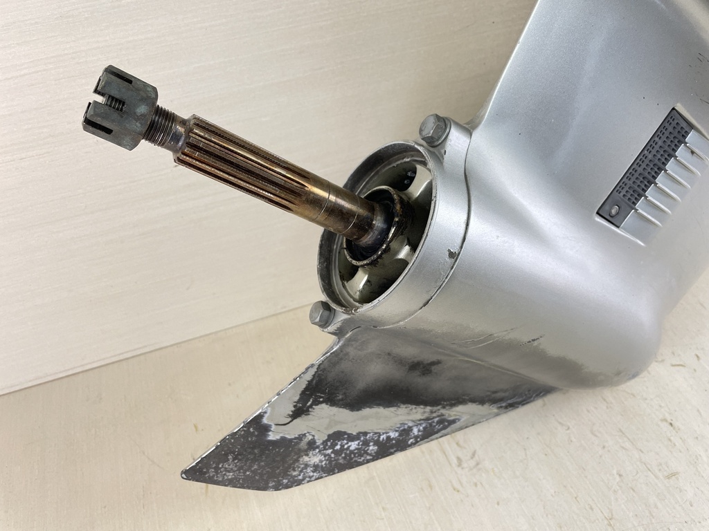 99 - 2006 Honda BF 75 90 HP Outboard 20" Long Lower Unit Gear Case 