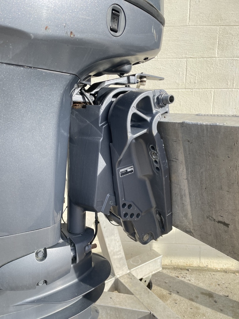 2001 Yamaha 100HP 4 Stroke Outboard W/ 25” Shaft & Controls - Just Serviced