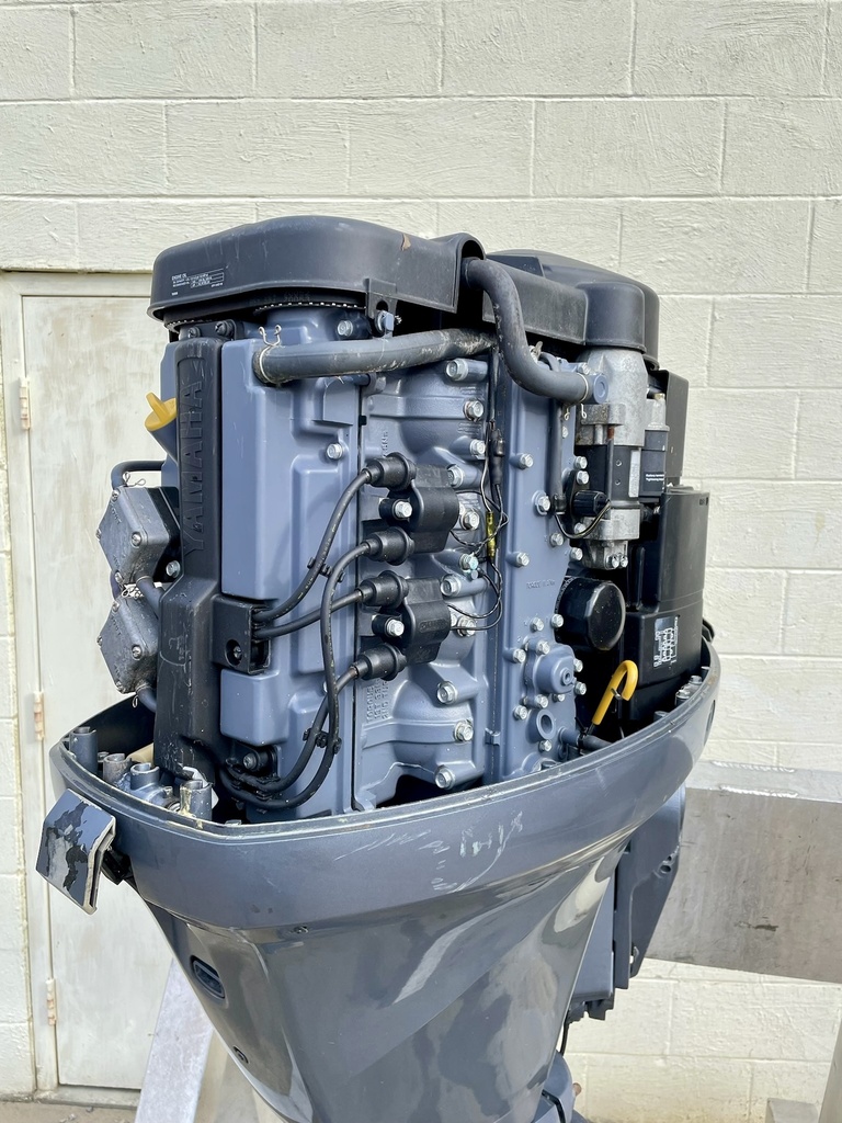 2001 Yamaha 100HP 4 Stroke Outboard W/ 25” Shaft & Controls - Just Serviced