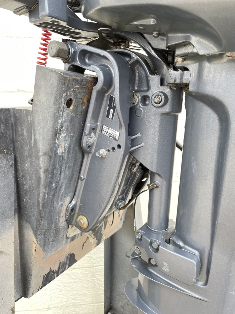 Yamaha 15HP 4 Stroke Outboard 20" Long Shaft W/ Tiller Handle Just Serviced