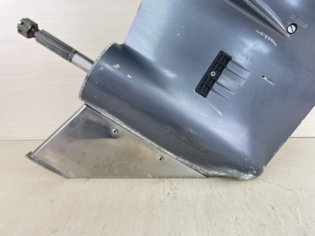 Yamaha 150 175 200 HP 2 Stroke 25" XL Lower Unit Gear Case 64E-45300-21-8D