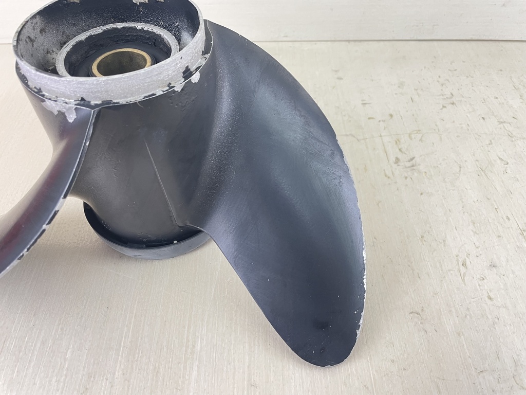 Johnson Evinrude OMC V4 14 x 19 Aluminum Prop Propeller 176215