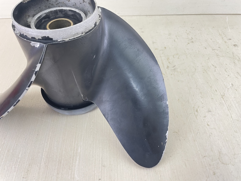 Johnson Evinrude OMC V4 14 x 19 Aluminum Prop Propeller 176215