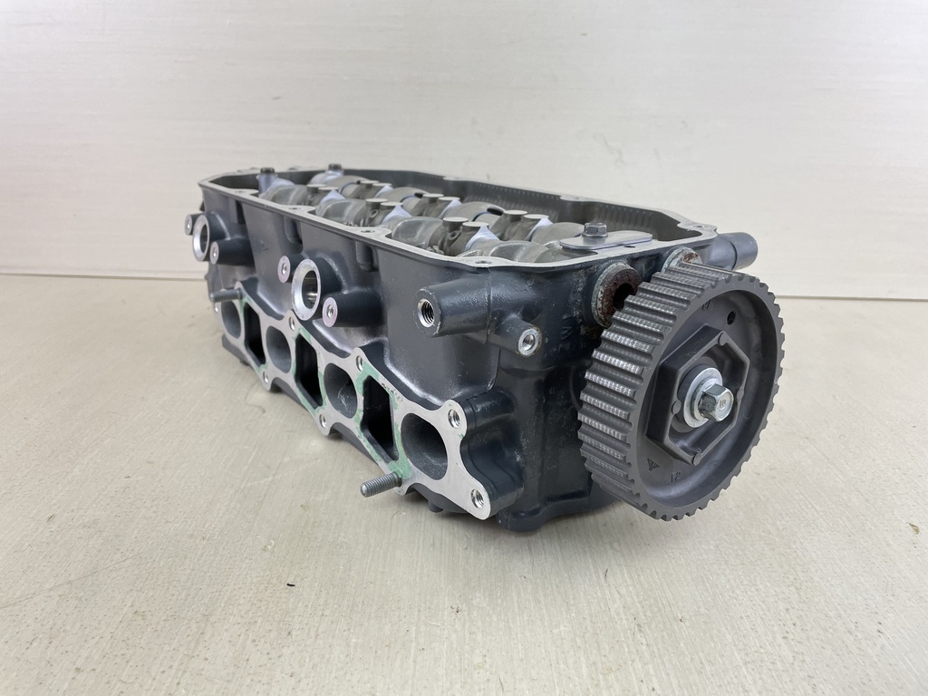 2004 Honda 90HP 4 Stroke Outboard Cylinder Head Complete 12210-ZW1-010ZA