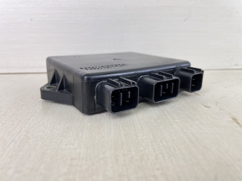 Honda BF 75 90 HP 4 Stroke Outboard CDI C.D.I Ignition Module 30400-ZW1-013