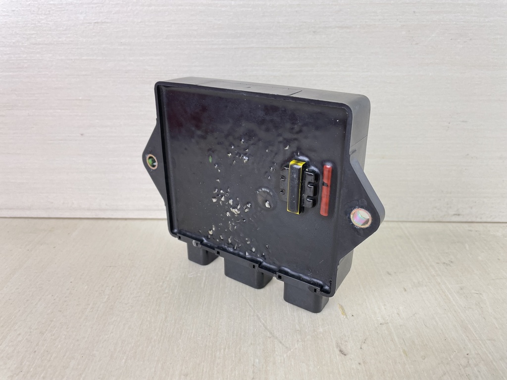 Honda BF 75 90 HP 4 Stroke Outboard CDI C.D.I Ignition Module 30400-ZW1-013