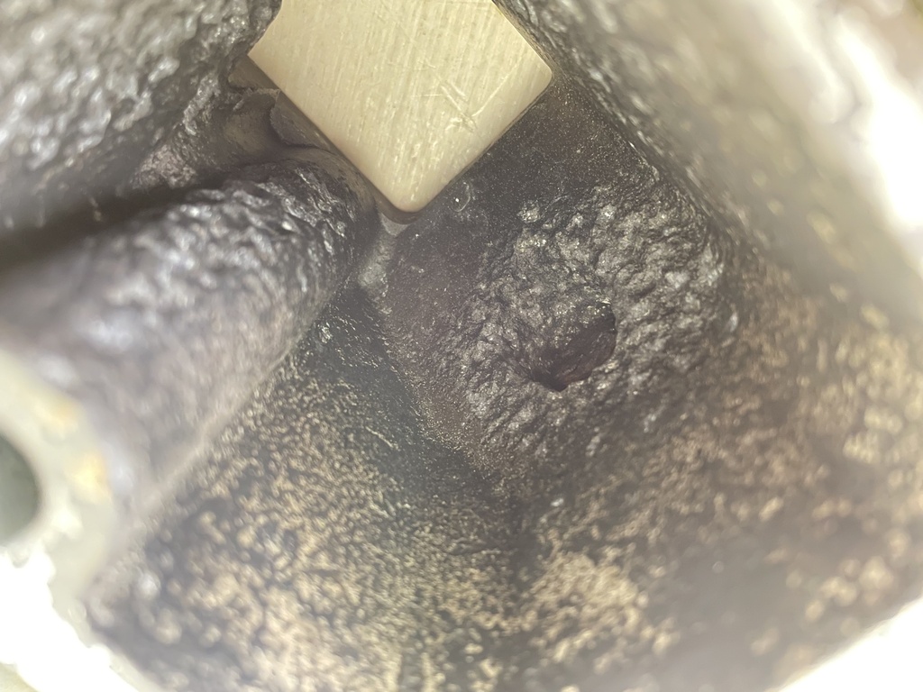 51110-90822-0EP Suzuki 2002-2011 Outboard Engine Holder Set DF 90 115 140 HP