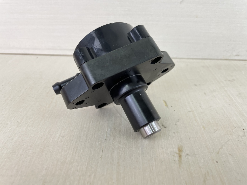 2003 Suzuki 115 DF115 Low Pressure Fuel Pump 15100-90J10