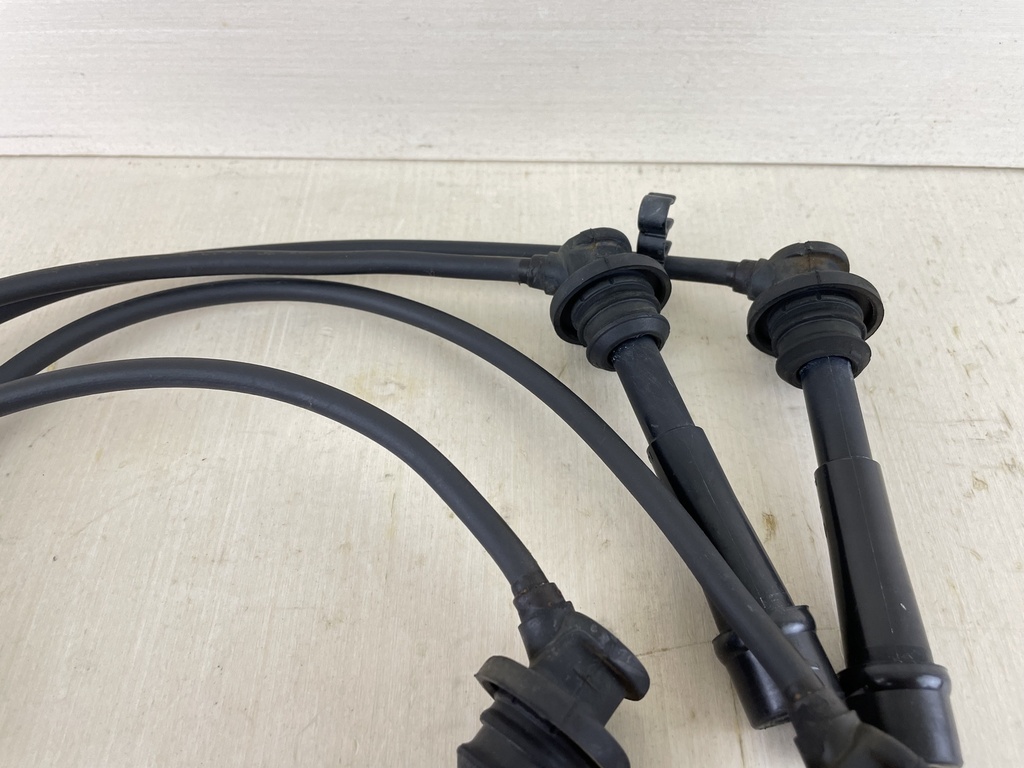 Suzuki 4 Stroke Outboard Ignition Coil Assembly Set With Wires 33410-90J00