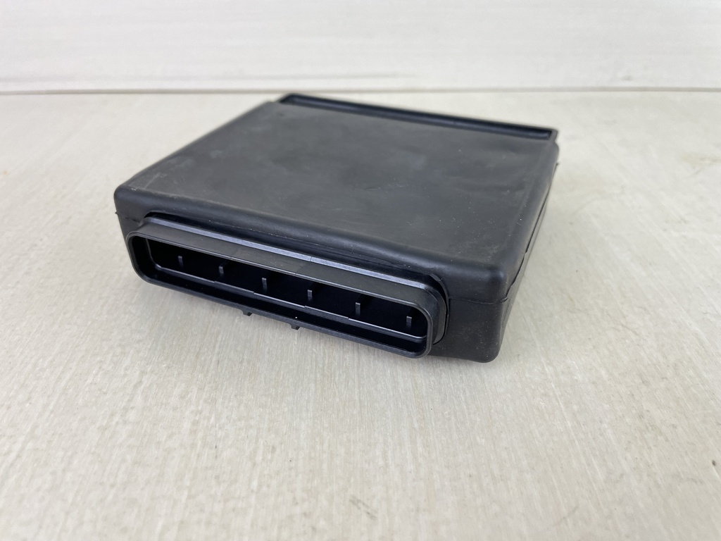 2003 Suzuki DF 115 HP Engine Control Unit ECU 33920-90J50