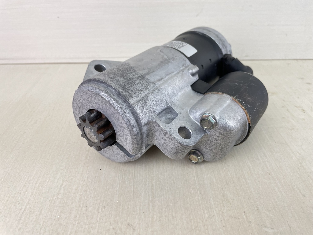 2003 Suzuki 140HP DF140 Outboard Engine Starter Assembly 31100-90J01