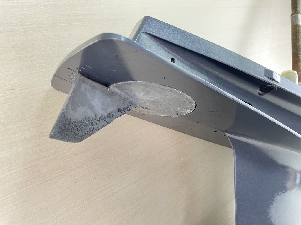 2004 + Yamaha 150HP 4 Stroke 25" Shaft Lower Unit Gear Case 63P-45300-17-8D RH