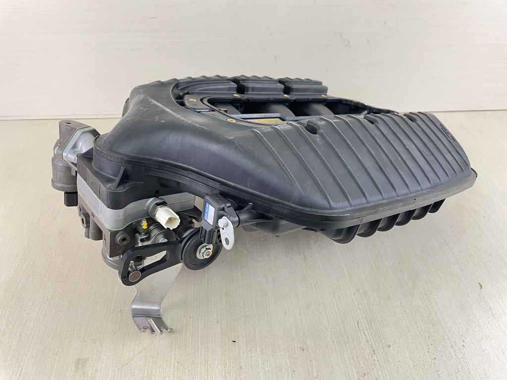 Honda 175 200 225 250 HP 4 Stroke Outboard Intake Manifold Assembly 17110-ZY3-003