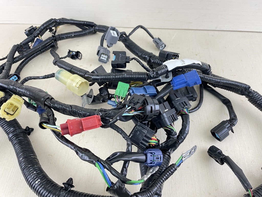 2006 + Honda BF 200 HP 4 Stroke Outboard Engine Wire Harness 32100-ZY2-A00