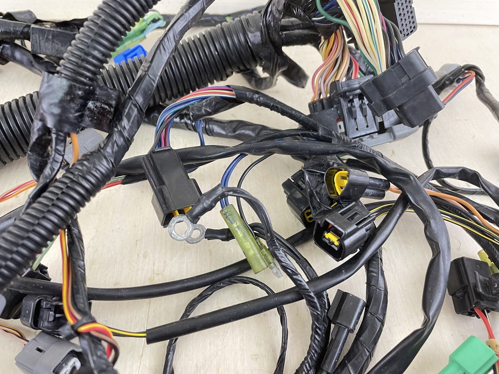 2002 Yamaha 150 175 200 HP HPDI Outboard Engine Wire Harness 68F-82590-20-00