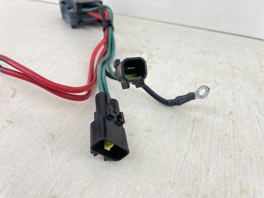 2002 Yamaha 175HP 2 Stroke HPDI Rectifier Regulator Assembly 68F-81960-00-00