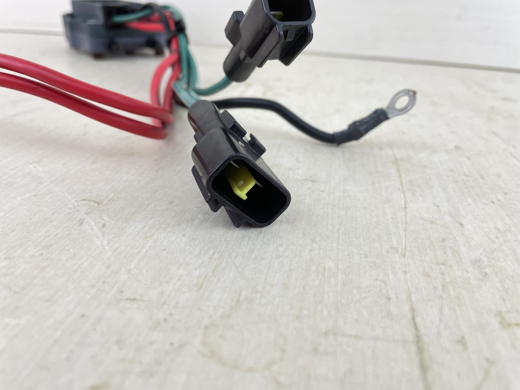 2002 Yamaha 175HP 2 Stroke HPDI Rectifier Regulator Assembly 68F-81960-00-00