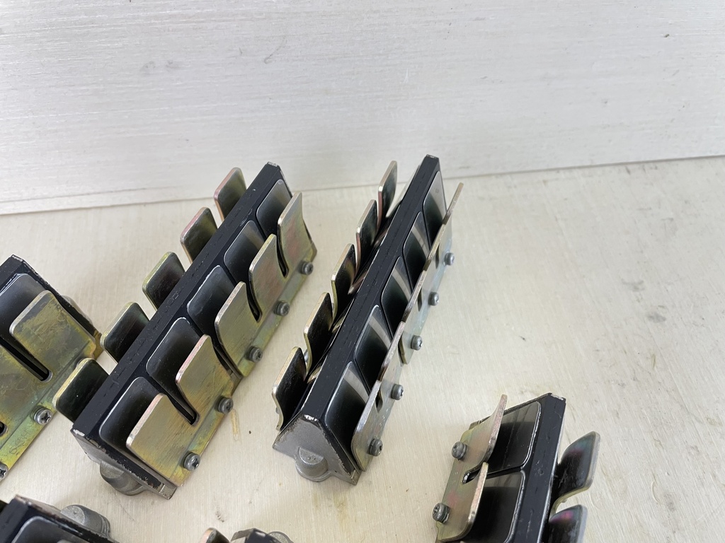 2000 + Yamaha 150 175 200 225 2 Stroke Outboard Reed Valve Assembly Set