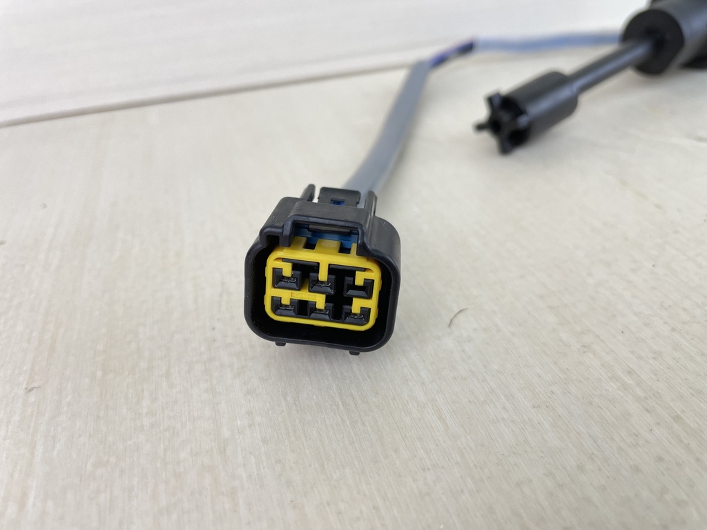 2002 Yamaha 200HP 2 Stroke Outboard Oil Level Gauge Assembly 67H-85730-01-00