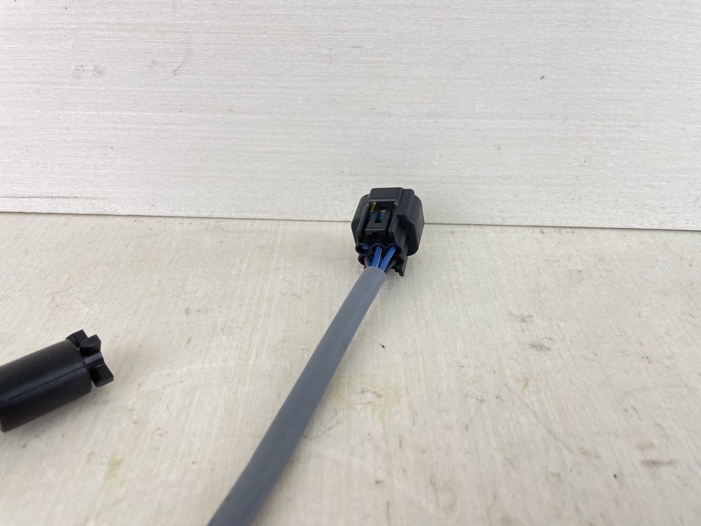 2002 Yamaha 200HP 2 Stroke Outboard Oil Level Gauge Assembly 67H-85730-01-00