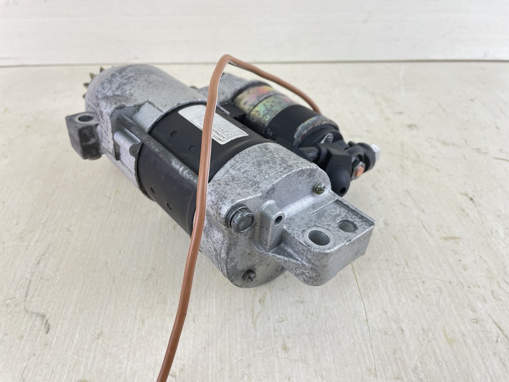 2002 Yamaha 175HP 2 Stroke HPDI Outboard Starter Motor 68F-81800-01-00