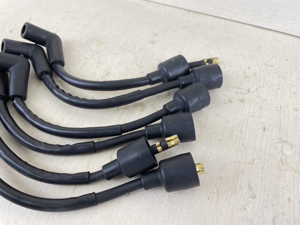 Mercury Outboard 2 Stroke Ignition Wire Spark Plug Wire Set 821945T65