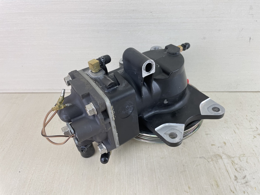 1999 Mercury 135 150 HP 2 Stroke Optimax Air Compressor Assembly 831998A13