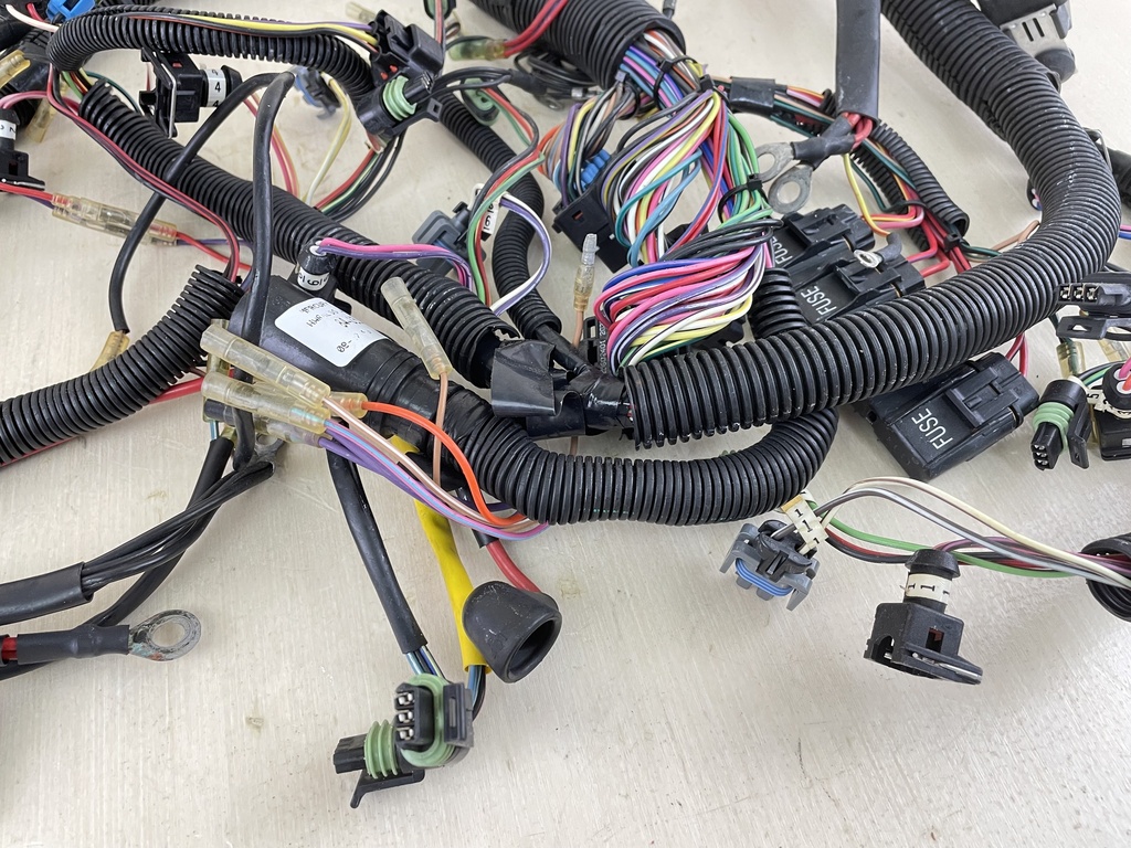 1999 Mercury 150HP 2 Stroke Optimax Outboard Engine Wire Harness 853330A2