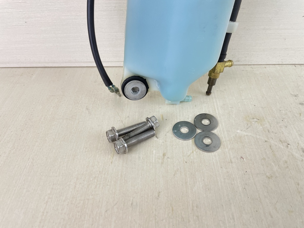 1999 Mercury 150HP 2 Stroke Optimax Oil Reservoir Tank 833069T3