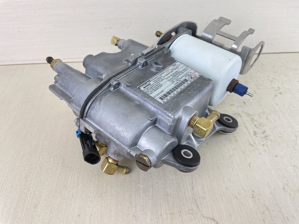 1999 Mercury Optimax 150HP Vapor Seperator Tank VST Fuel Pump 855432A1