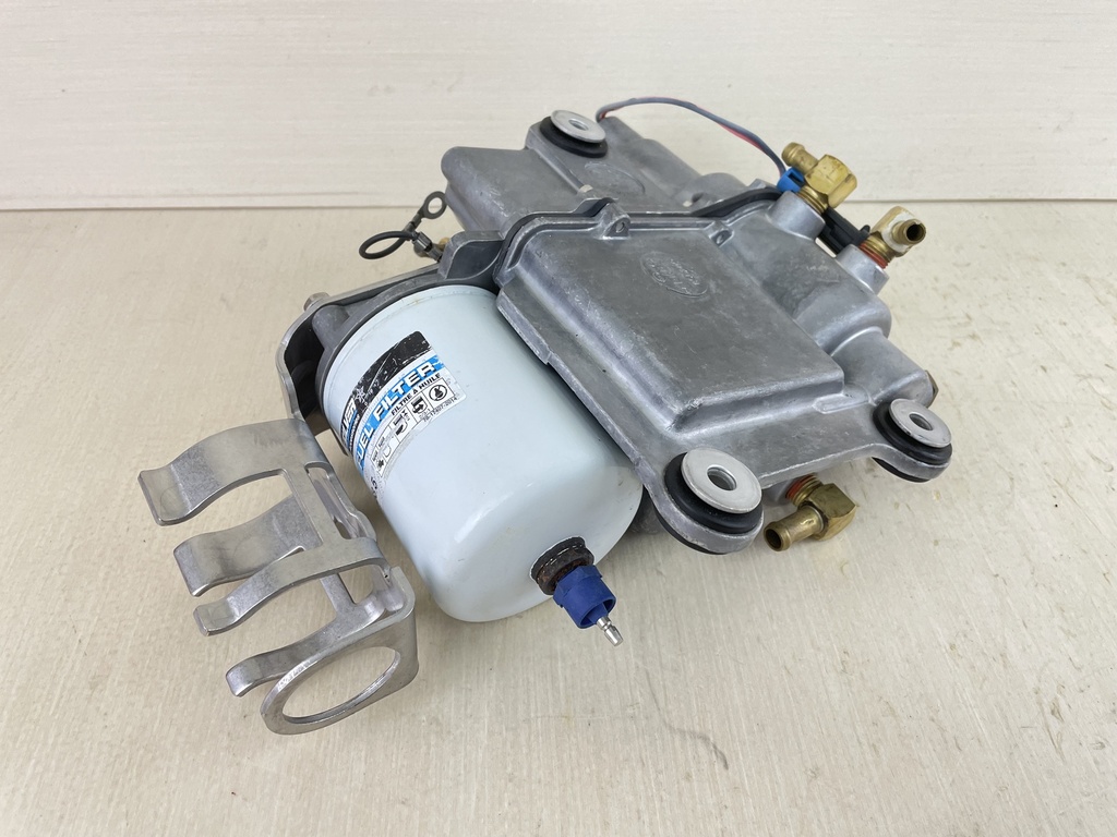 1999 Mercury Optimax 150HP Vapor Seperator Tank VST Fuel Pump 855432A1