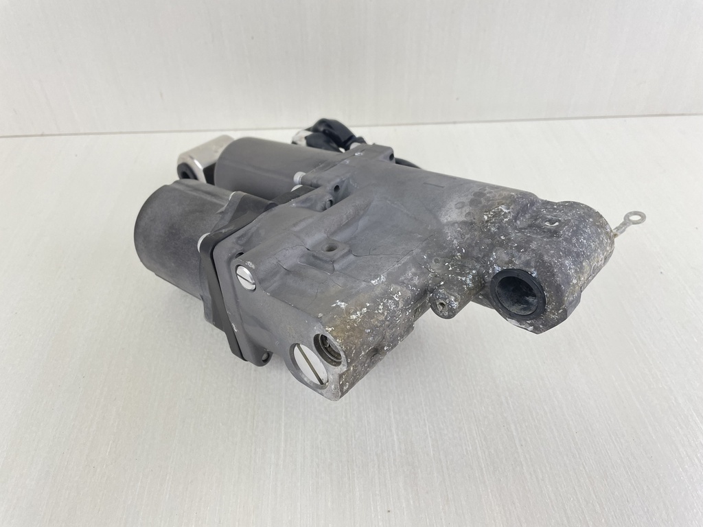 Honda BF 60 HP 4 Stroke Outboard Trim Tilt Unit Assembly 56000-ZZ3-033