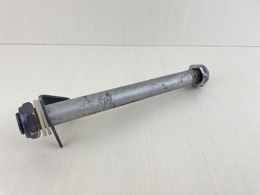 2002 + Yamaha 8 9.9 15 HP 4 Stroke Outboard Clamp Bracket Bolt Tilt Tube 63W-43131-01-00