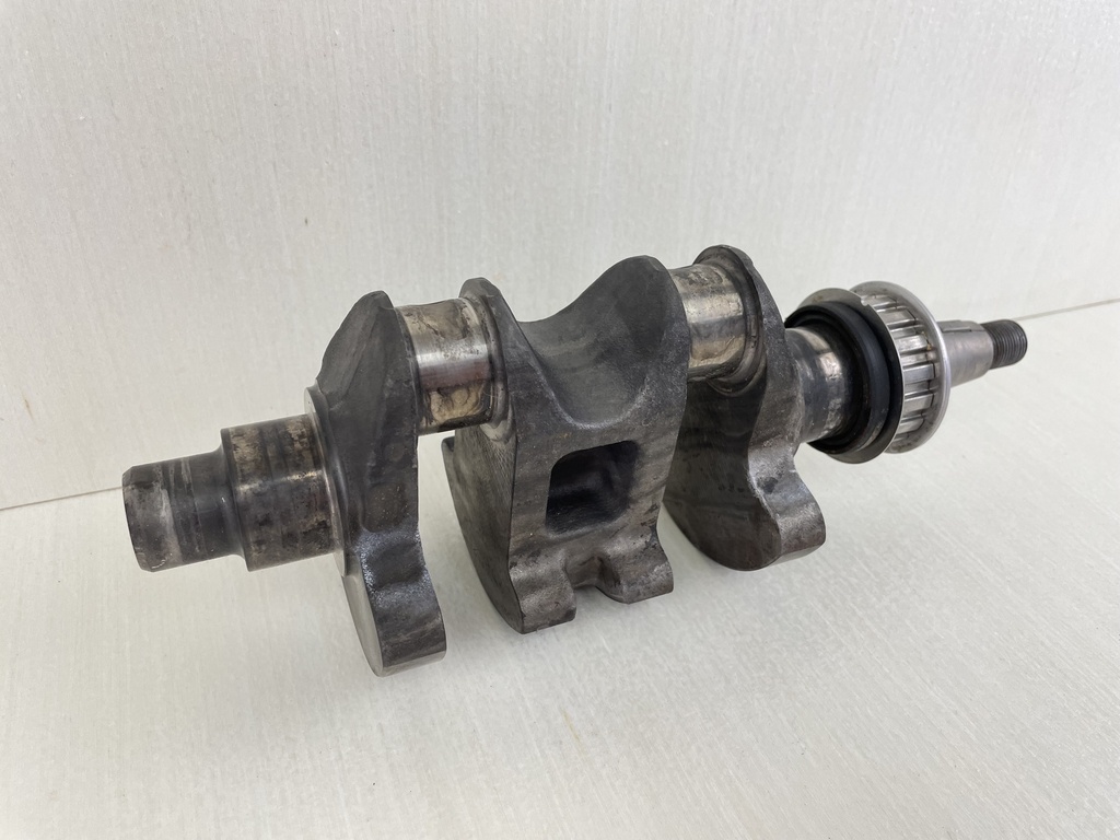 2002 Yamaha 15HP 4 Stroke Outboard Crankshaft Crank Assembly 66M-11411-00-00