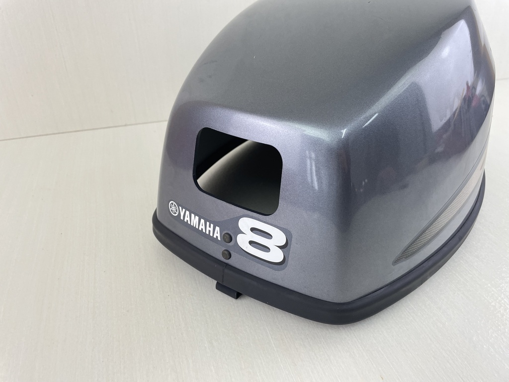 05-2010 Yamaha 8HP 4 Stroke Outboard Top Cowling Cover Lid 60S-G2610-00-4D