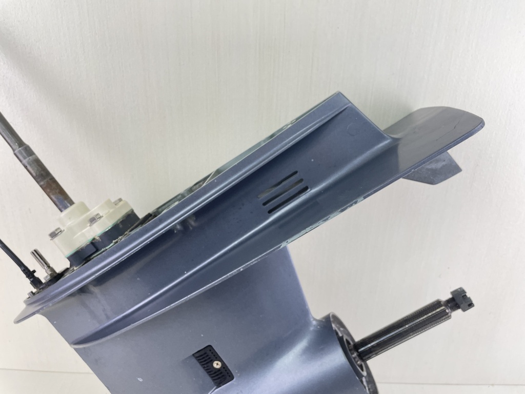 01-2004 Yamaha 50HP 4 Stroke High Thrust 20" L Lower Unit 64J-45300-30-4D