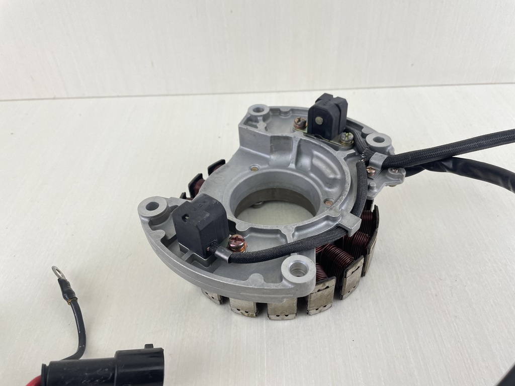 Yamaha 115HP 4 Stroke Outboard Stator Base Coil Pulser Assembly 68V-81460-00-00